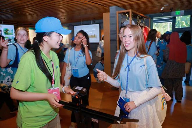 以青春為&ldquo;槳&rdquo;,共渡&ldquo;中文&rdquo;之河--福州大學(xué)外語(yǔ)翻譯志愿者服務(wù)隊(duì)伴行&ldquo;漢語(yǔ)橋&rdquo;側(cè)記